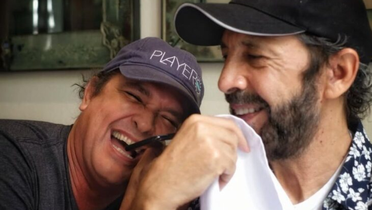 Carlos Vives y Juan Luis Guerra lanzan "Buscando el mar" + Videoclip