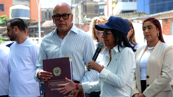 Pdta. Delcy Rodríguez activa créditos para juntas de condominio afectadas por sismos