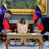 Corpoelec e IMPSA firman agenda para culminar obras del Sistema Eléctrico Nacional en Tocoma