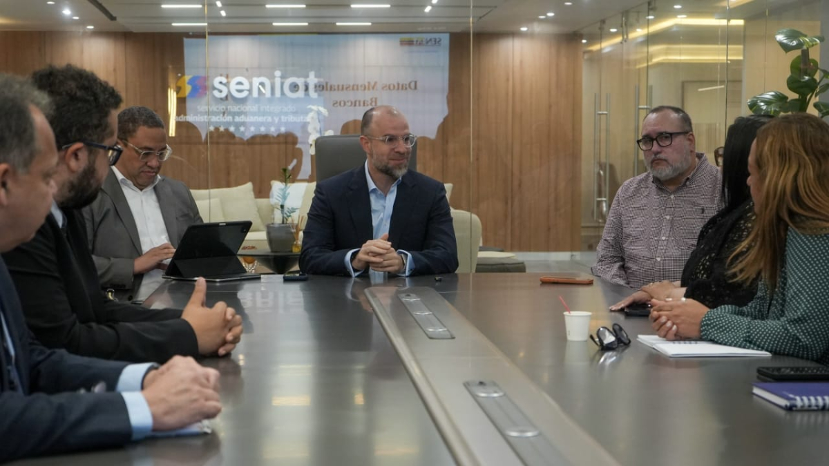 Seniat y Sudeban firman alianza para recaudación fiscal